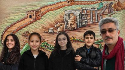 Sinoplu karikatüristler ödüle doymuyor