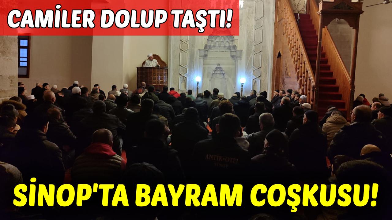 Sinop'ta bayram namazında camiler doldu, taştı