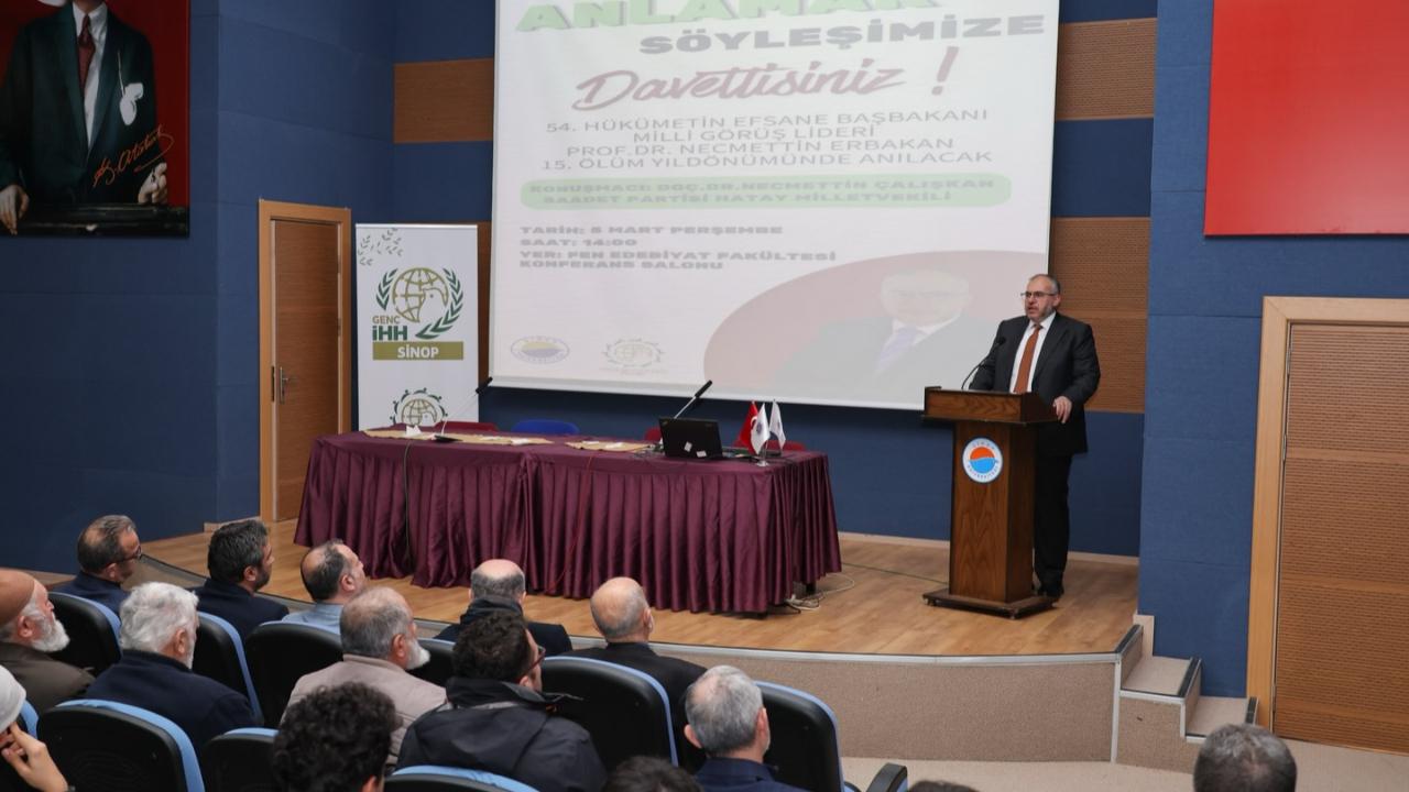 Sinop'ta Erbakan’ın hayatı ve fikirleri konuşuldu