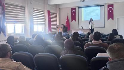 Sinop'ta okul personeline diyabet farkındalığı semineri