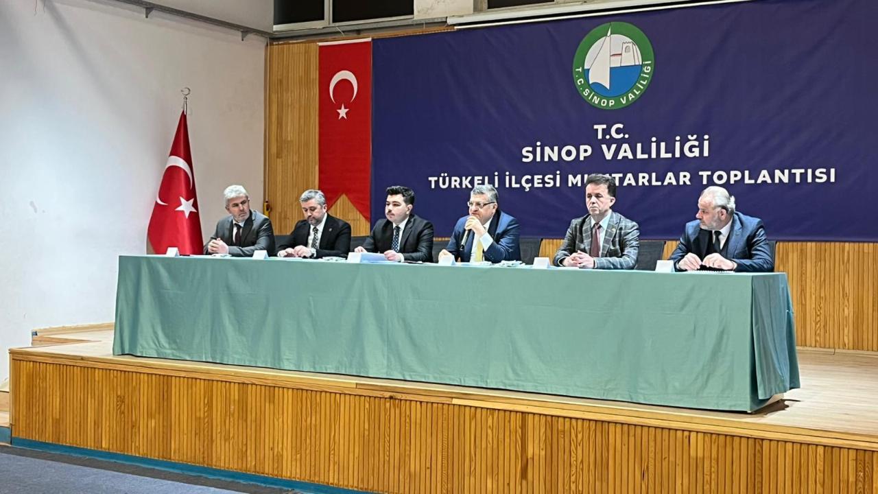 Türkeli'de Muhtarlar Toplantısı Düzenlendi