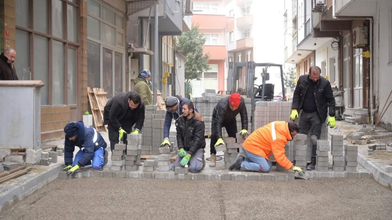 Türkeli’nin sokakları kilitli parkeyle buluşuyor