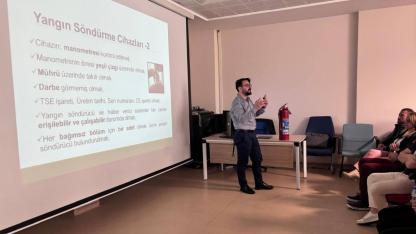 Ayancık’ta sağlıkçılar olası afetlere karşı bilgilendirildi