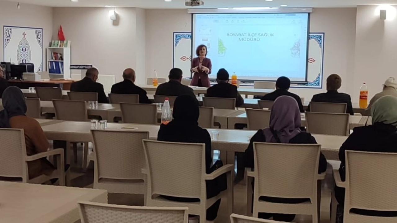 Boyabat’ta hacı adaylarına sağlık eğitimi