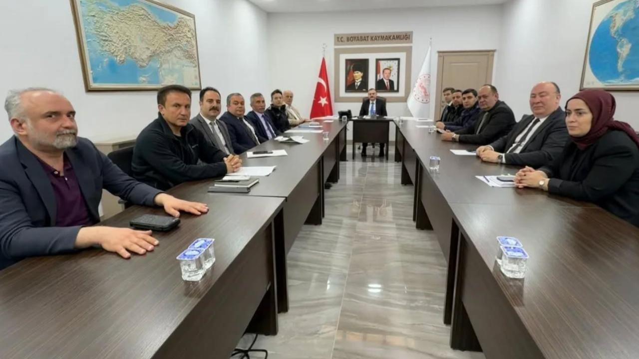 Boyabat’ta milli bayramlar için hazırlıklar başladı