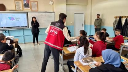 Boyabat’ta öğrencilere farkındalık eğitimi verildi