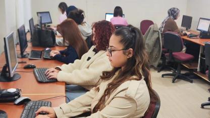 Boyabat’ta on parmak kursu başladı