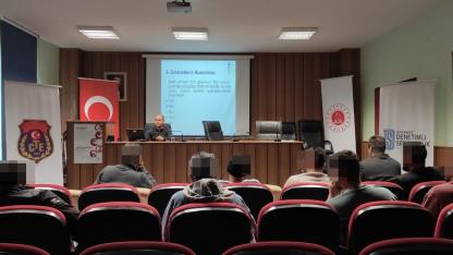 Boyabat'ta yükümlülere yönelik farkındalık semineri