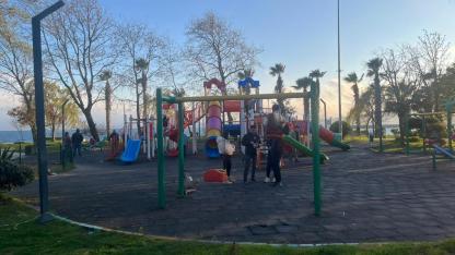 Güneşe aldandılar, soğukla yüzleştiler