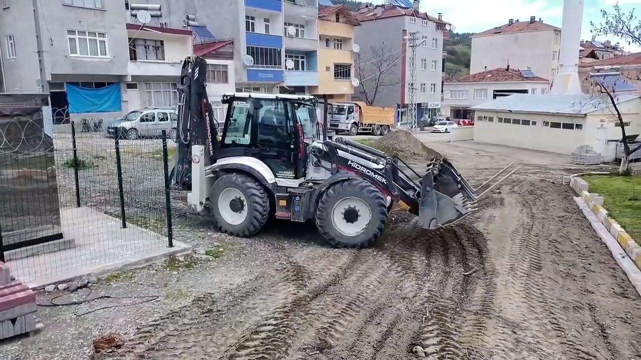 İlçede üstyapı çalışmaları hız kazandı