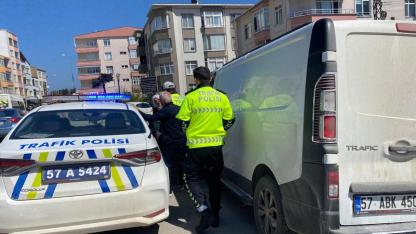 Kavşakta hatalı giriş kazayı getirdi: 1 yaralı