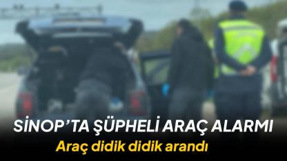 Köy yolunda Jandarma ablukası: Şüpheli araç didik didik edildi