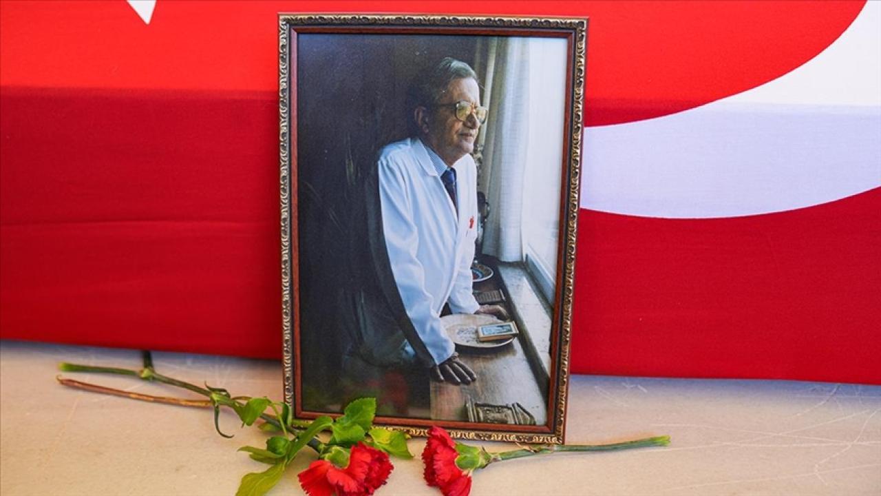 Prof. Dr. Hasan Hüsrev Hatemi, son yolculuğuna uğurlandı