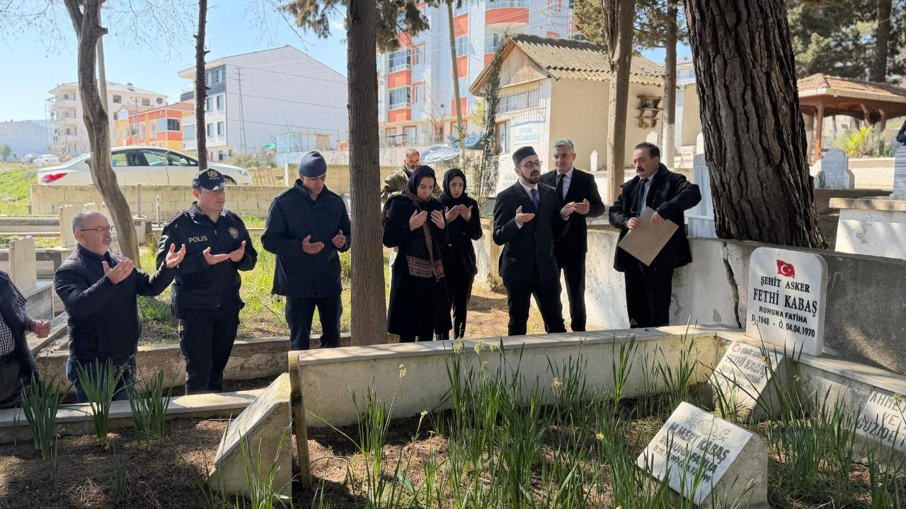 Sinoplu şehit mezarı başında anıldı