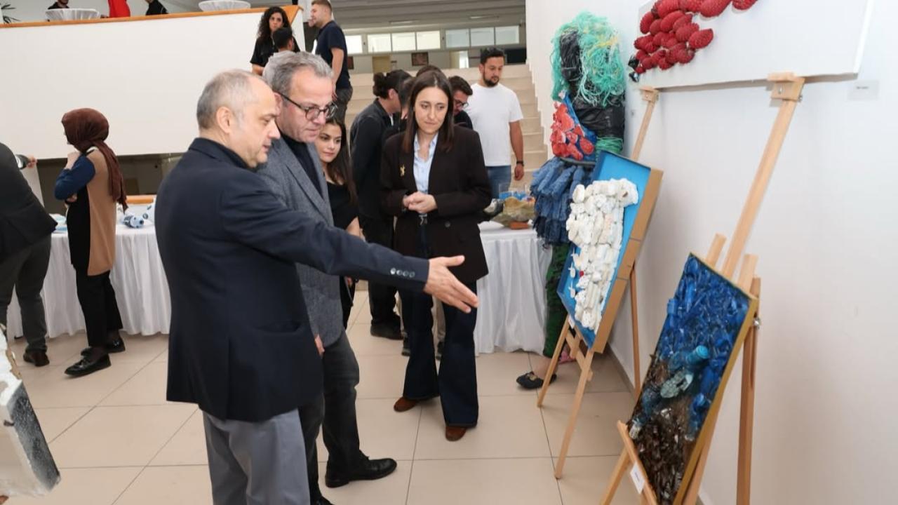 Sinop’ta deniz atıkları sanata dönüştü