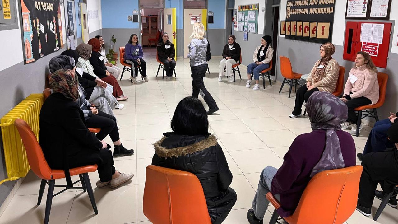 Türkeli’de Aile Eğitim Programı’na yoğun ilgi