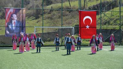 Türkeli’de halk oyunları rüzgarı esti