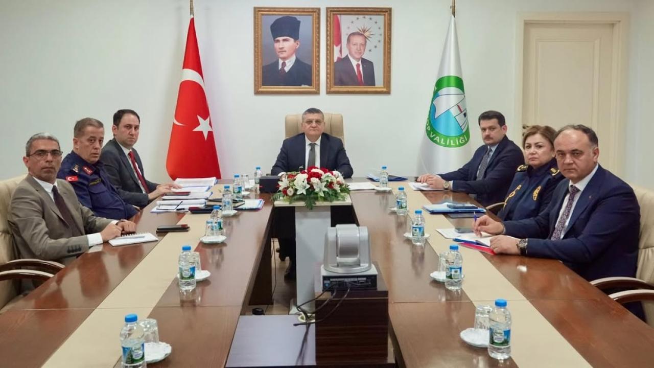 Vali Özarslan VKS üzerinden ‘Okul Güvenliği’ toplantısına katıldı