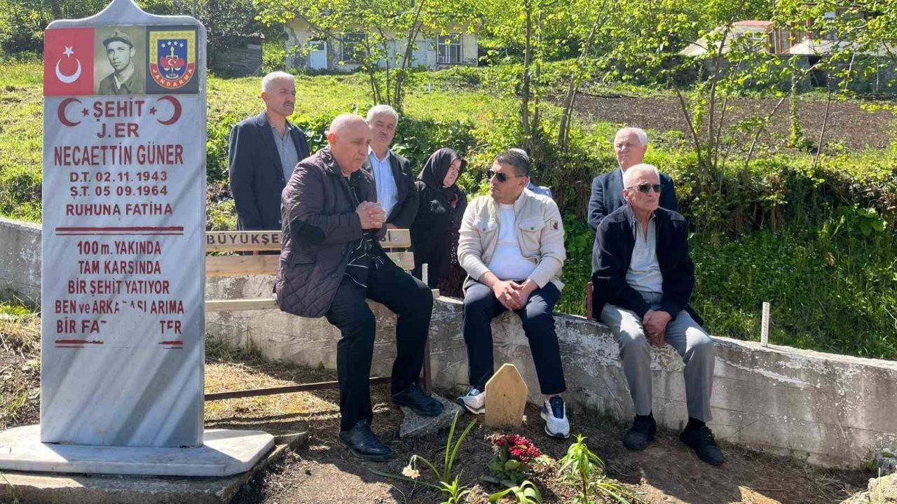 Acılı baba oğlunun mezarı başında "adalet" istedi