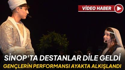 Sinop'ta liseli gençlerden tiyatro resitali