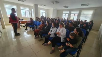 Sinop’ta öğrencilere ‘nezaket’ ve ‘dijital güvenlik’ eğitimi