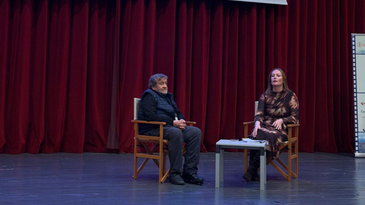 Usta Gazeteci Coşkun Aral, Sinop'ta sanatseverlerle buluştu