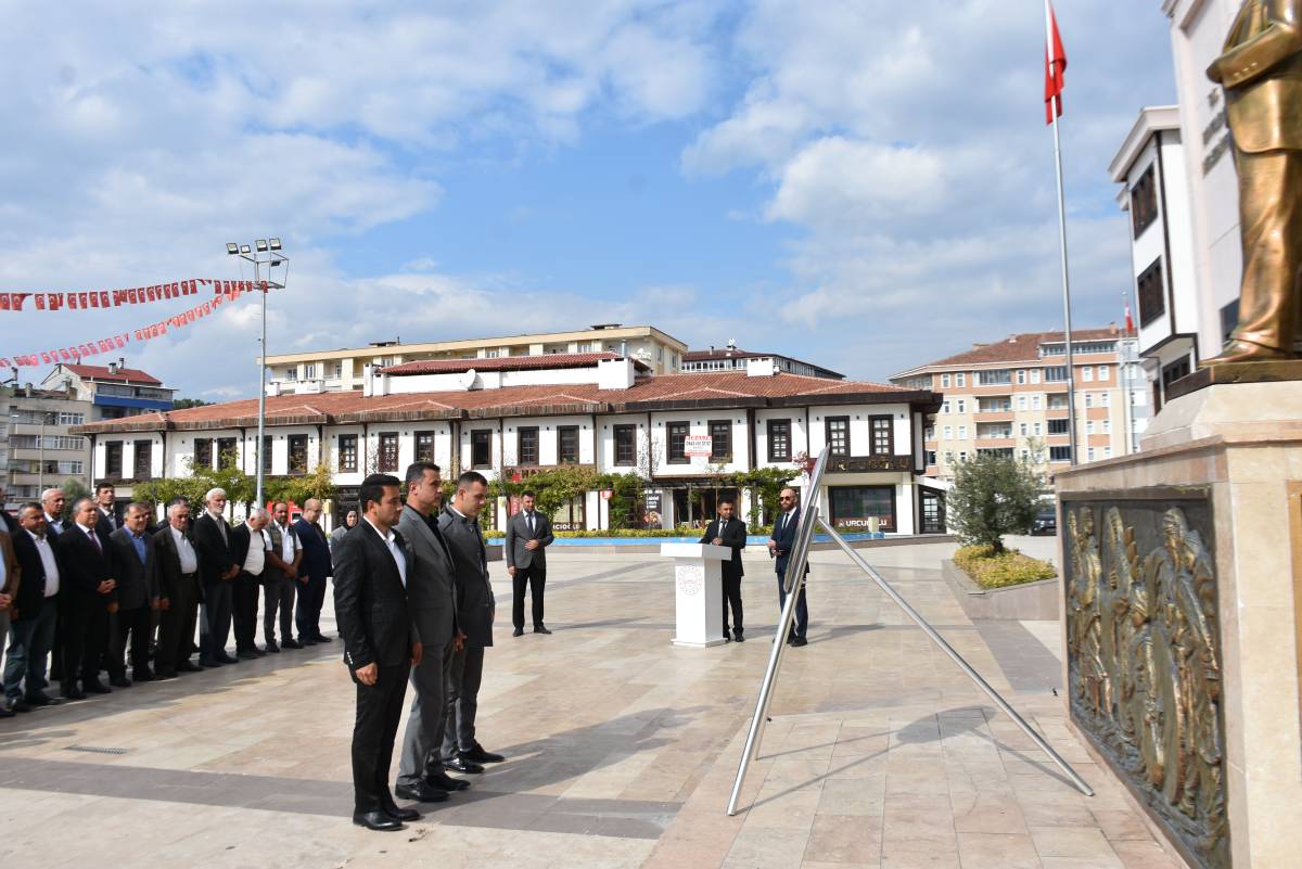 Boyabat'ta 19 Ekim Muhtarlar Günü kutlandı