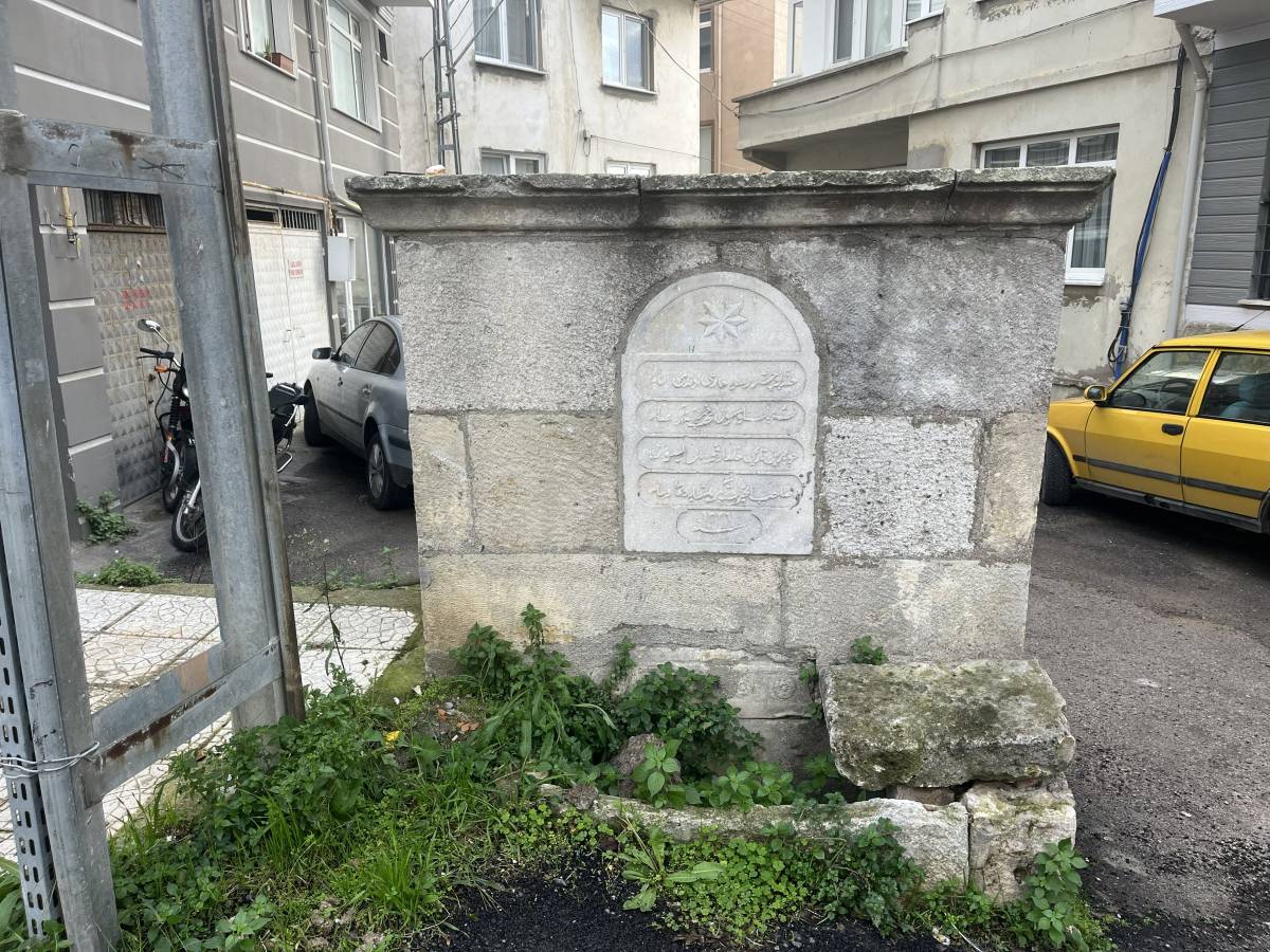 Sinop’taki tarihi çeşme kurtarılmayı bekliyor