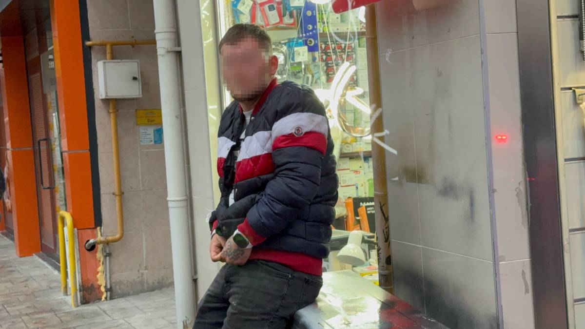 Avize ışığı ninni gibi geldi