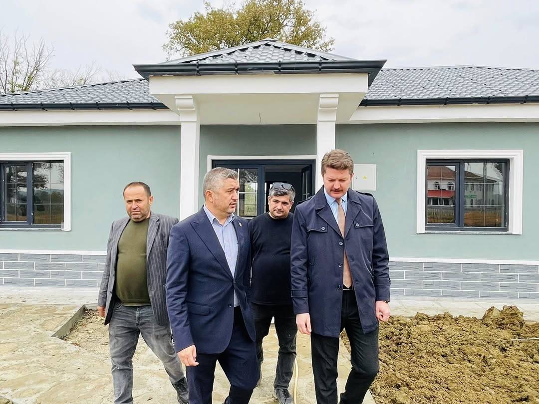 Başkan Yaman ve Müdür Köstek, Köy Yaşam Merkezi'ni inceledi