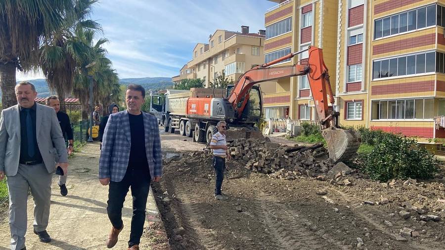 Türkeli'de sıcak asfalt çalışmaları başladı