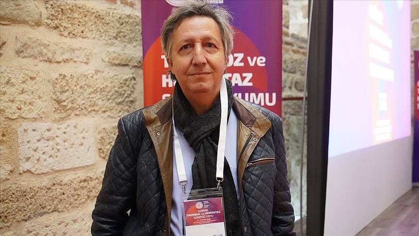 Prof.Dr. uyardı: Bir santimetreden büyük lenf bezleri dikkate alınmalı