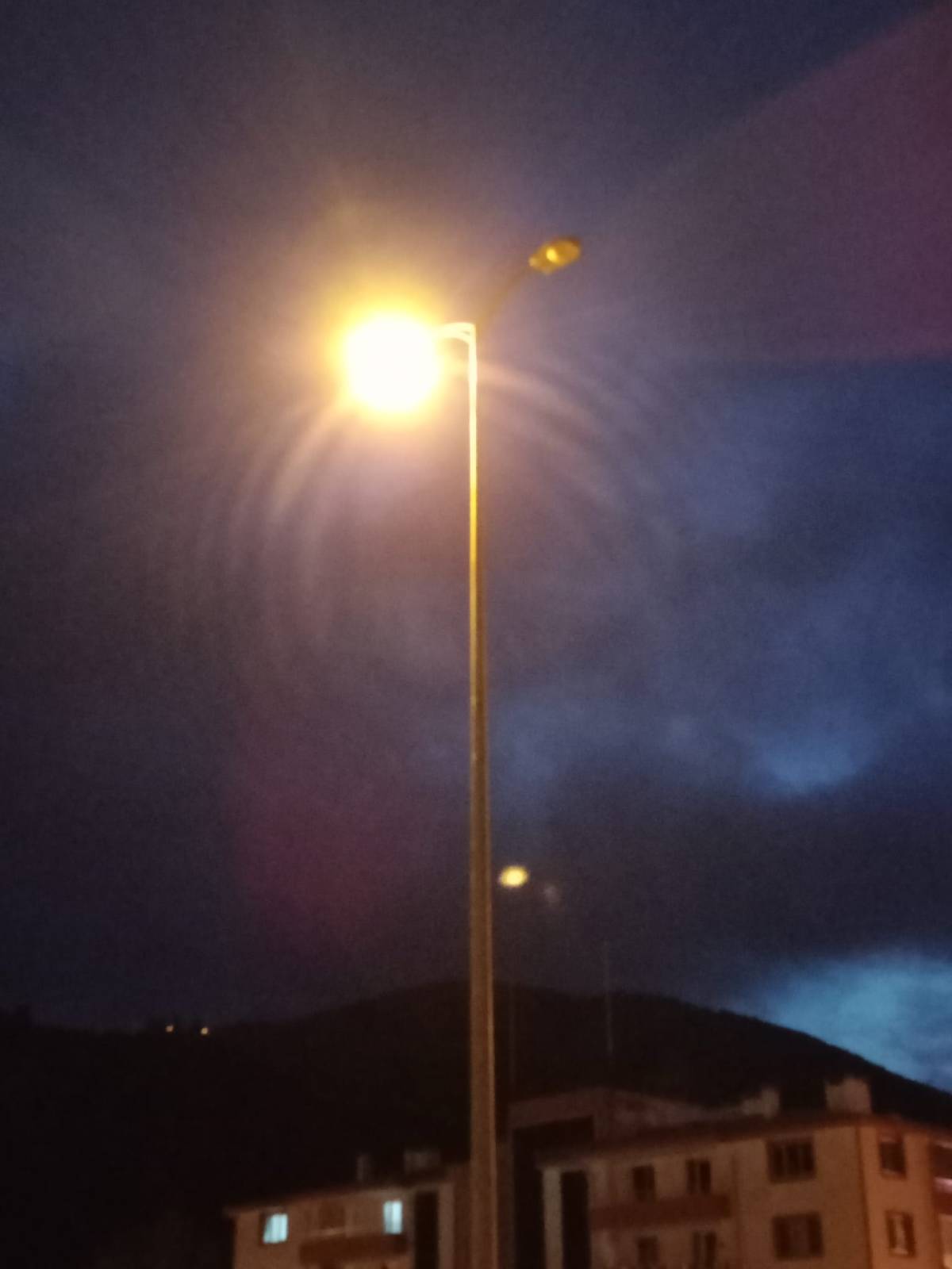 Lambalar istifa etti
