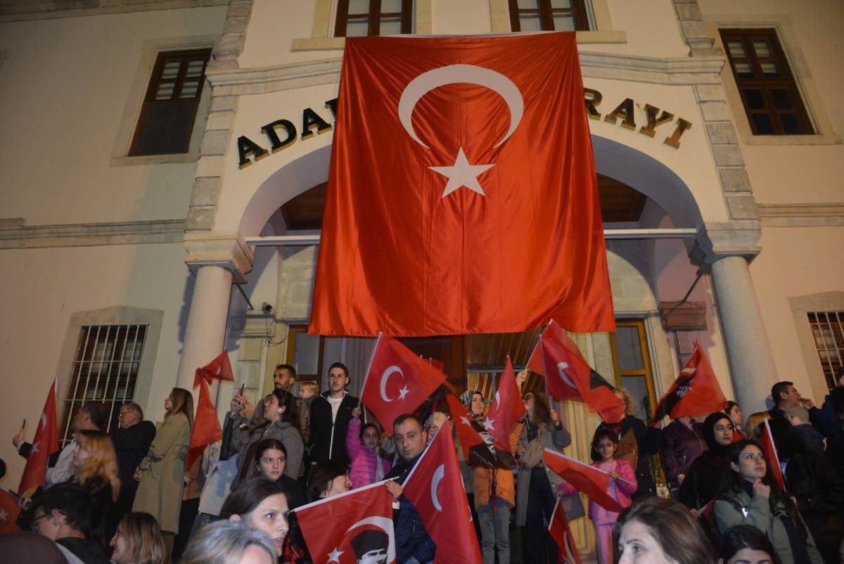 Sinop'ta fener alayı düzenlendi