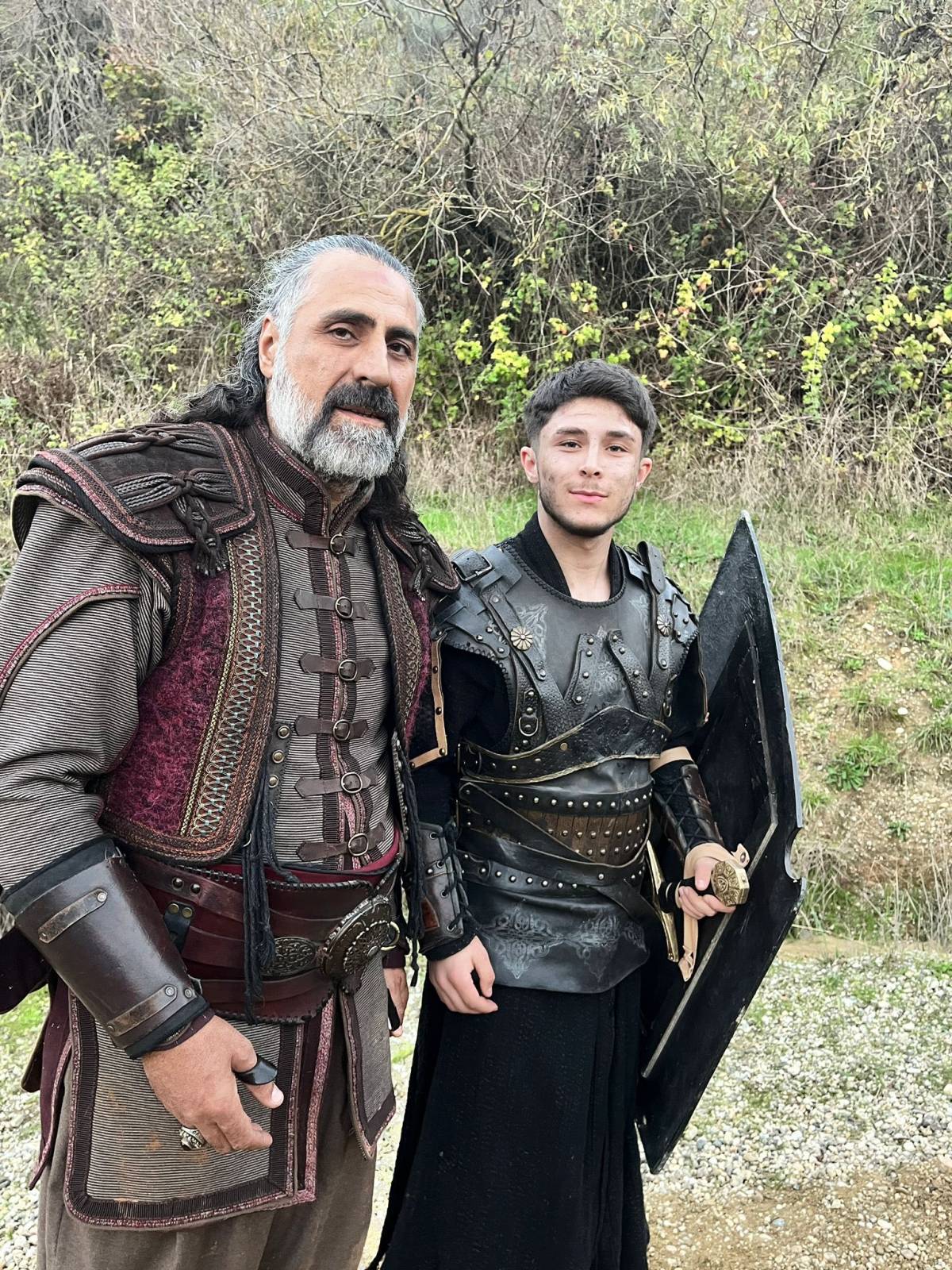 Sinoplu genç Yiğit Özdemir, sette efsanelerle bir araya geldi