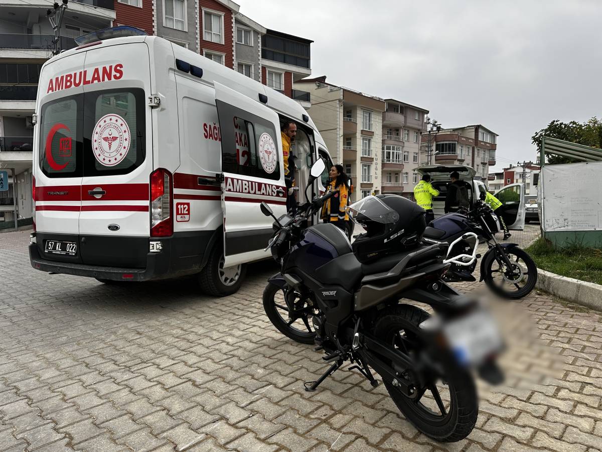 Sinop'ta iki motosikletin çarpıştığı kazada 2 kişi yaralandı