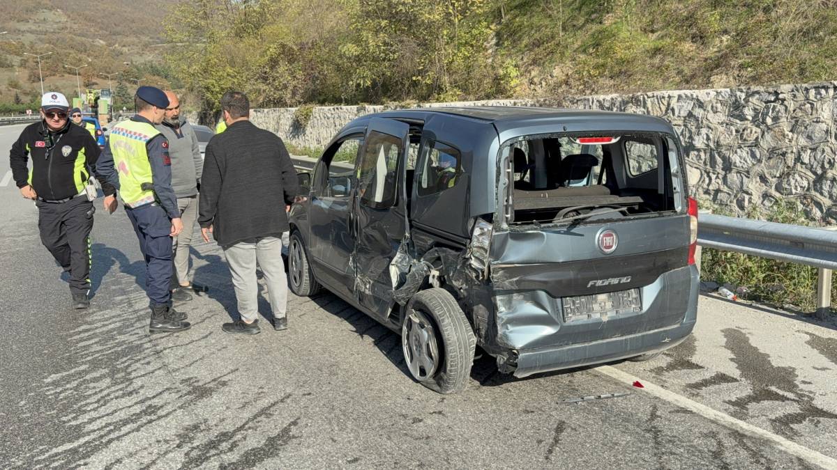 Zincirleme kazada 4 kişi yaralandı