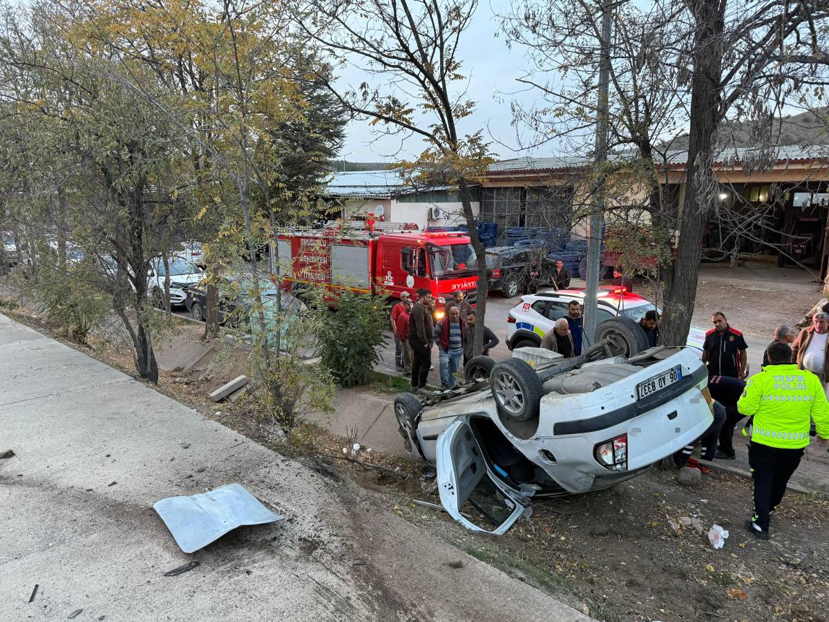 Takla atan otomobil hurdaya döndü: 1 yaralı