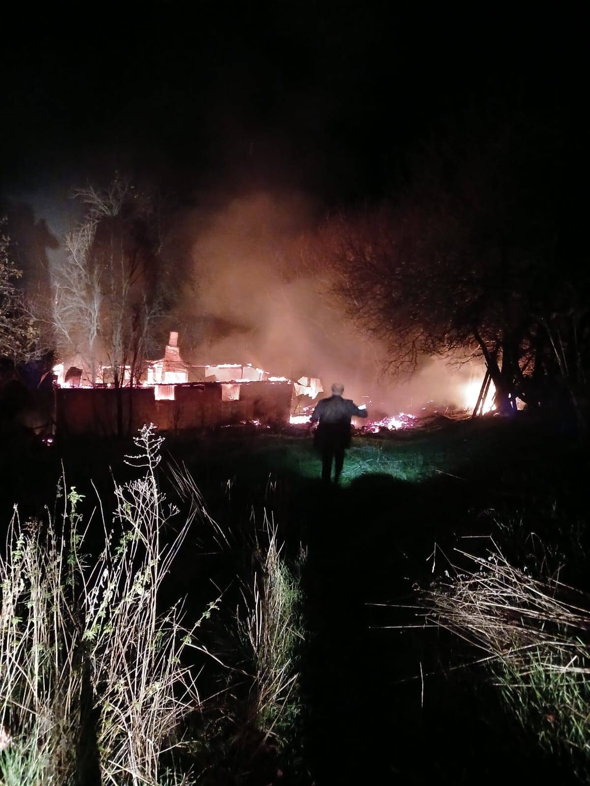 Yaşlı adam yanarak can verdi