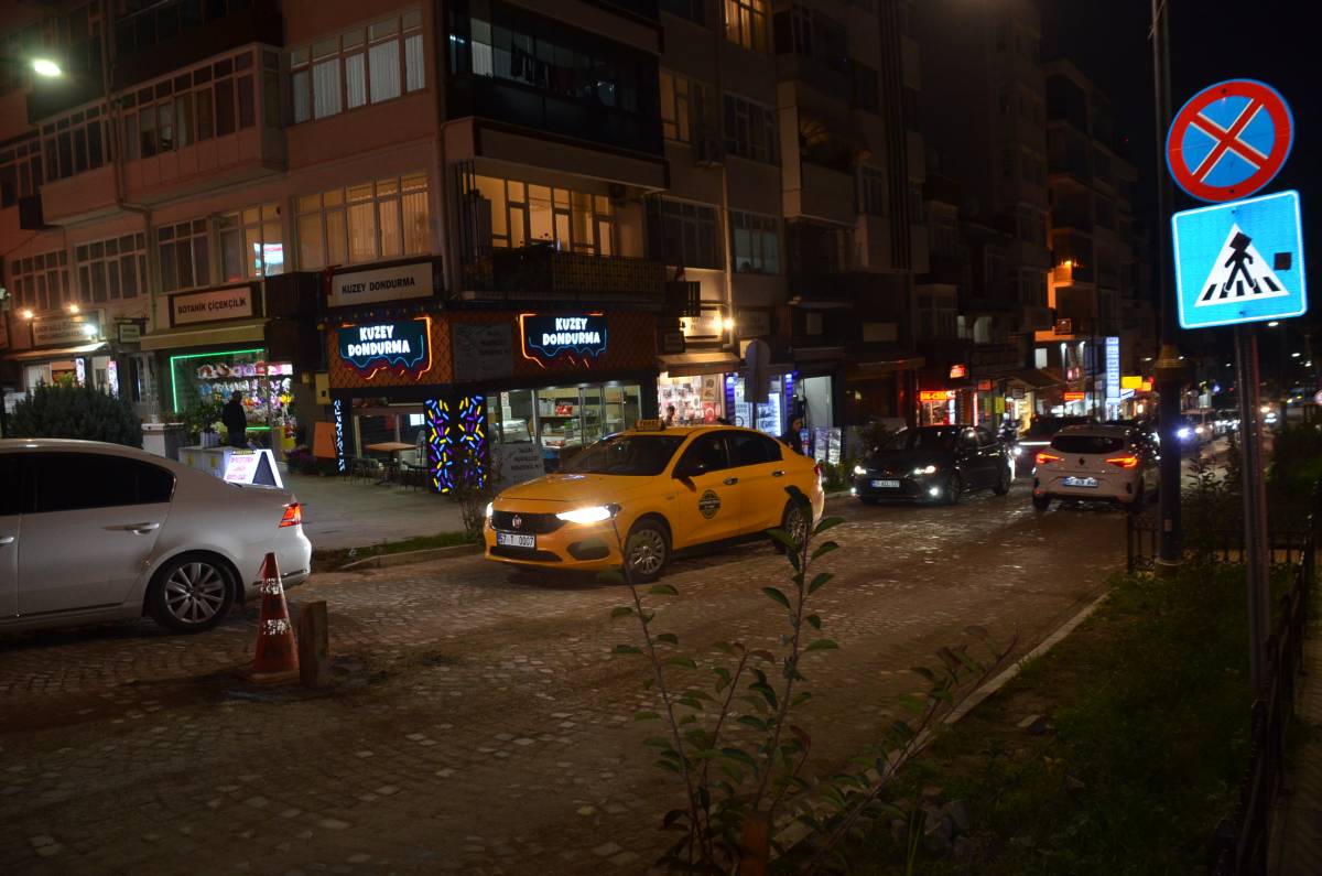 Şehir merkezi akşam kilit