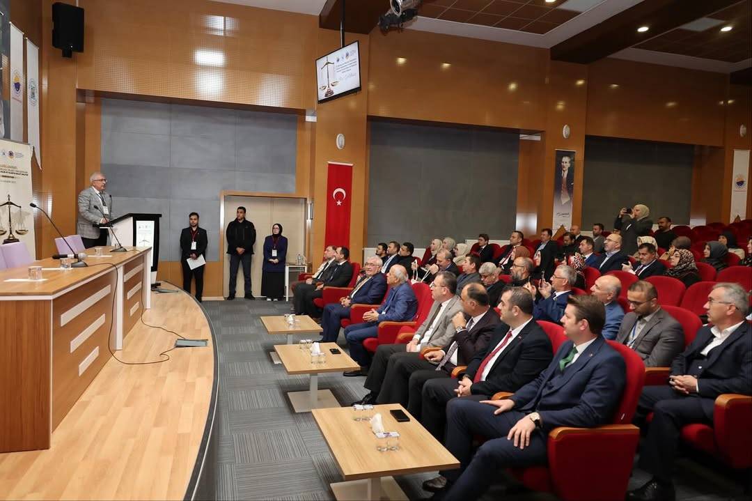 37 Üniversiteden Akademisyenler Sinop’ta buluştu