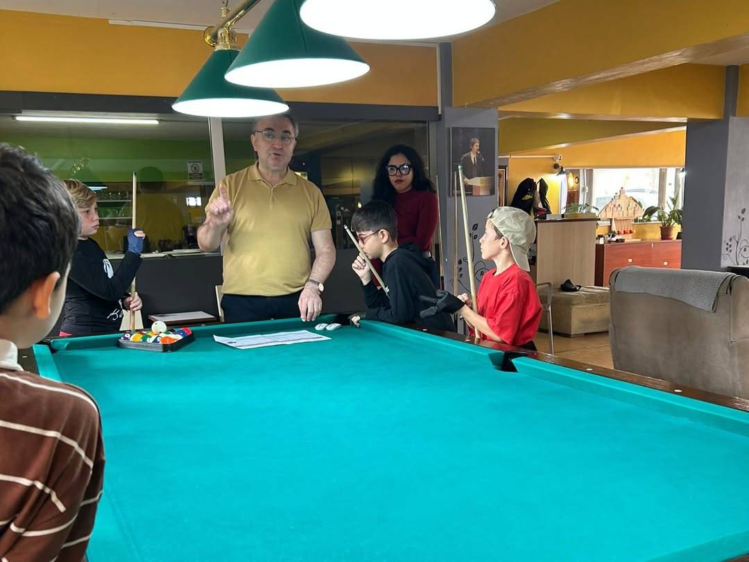 Genç bilardocular Ata'ya saygı için yarıştı