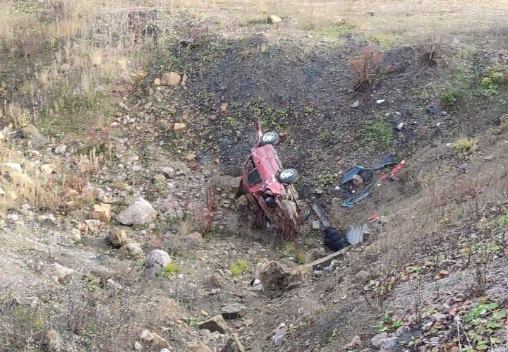 Sinop'ta kontrolden çıkan otomobil uçuruma yuvarlandı: 1 ölü