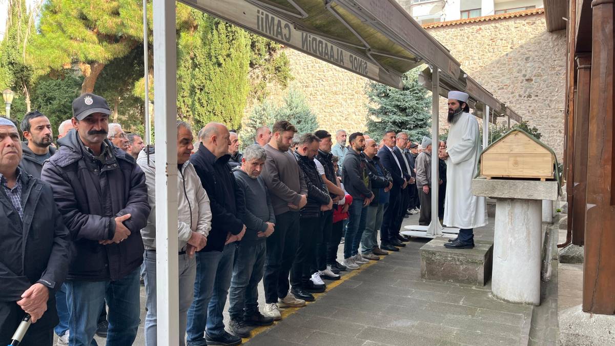 Feci kazada hayatını kaybeden kadın, son yolculuğuna uğurlandı