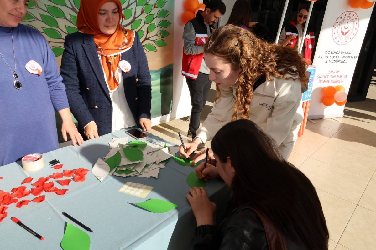 KADES ve farkındalık stantları öğrencilerle buluştu