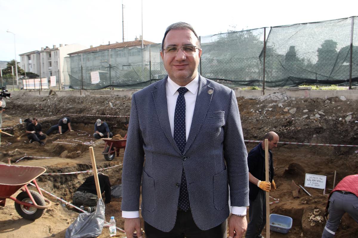 Tarihin kalbi Sinop’ta kazılar birbirinden değerli eserler ortaya çıkarıyor