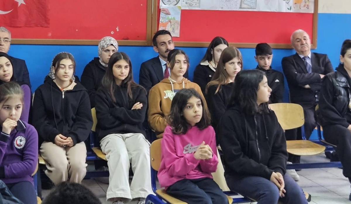 Ortaokul öğrencileri kalkınmayı tartıştı