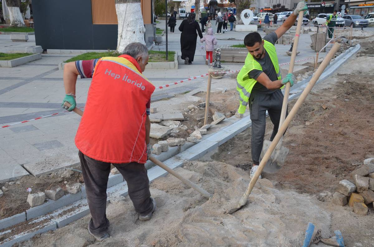 Dikkat! Uğur Mumcu Meydanı birkaç güne rahatlıyor