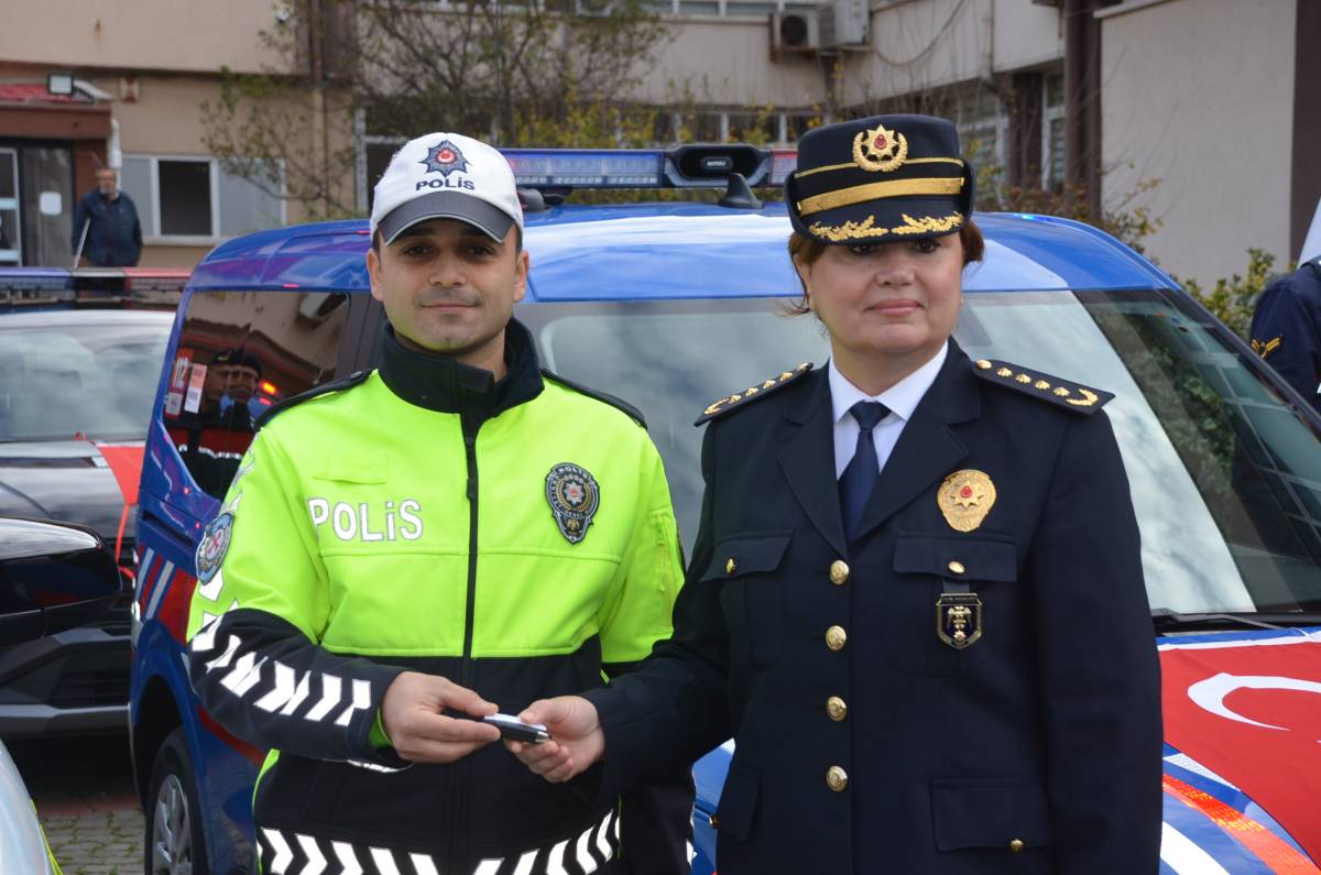 Sinop’ta emniyet ve jandarmaya 19 yeni araç tahsis edildi