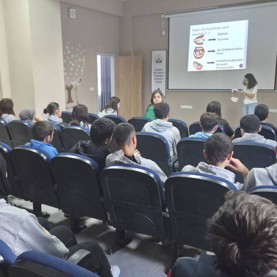 Öğrenciler diş yaralanmalarında ne yapacağını öğrendi